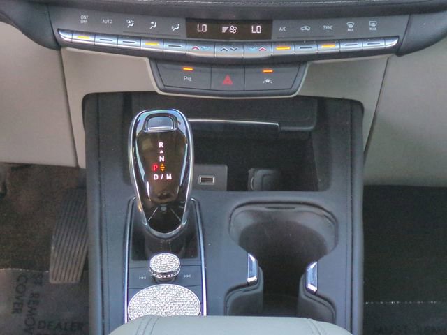 Used 2021 Cadillac XT4 Luxury w/ Driver Awareness Package image 21