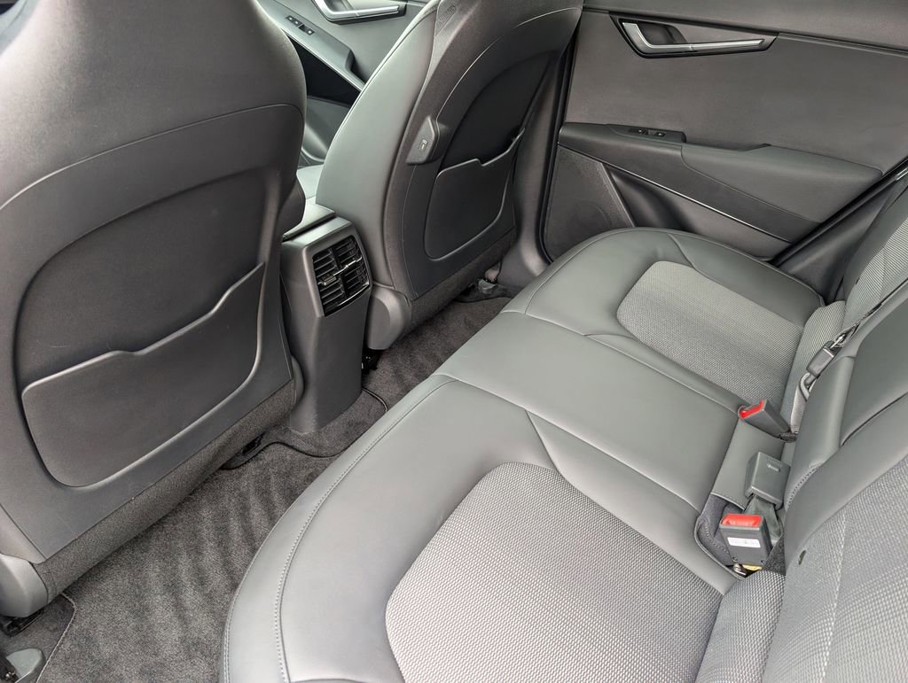 Certified 2024 Kia Niro Wind w/ Wind Preserve Package image 20