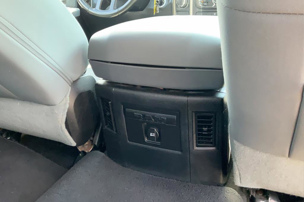 Used 2015 RAM 1500 Big Horn RWD image 22