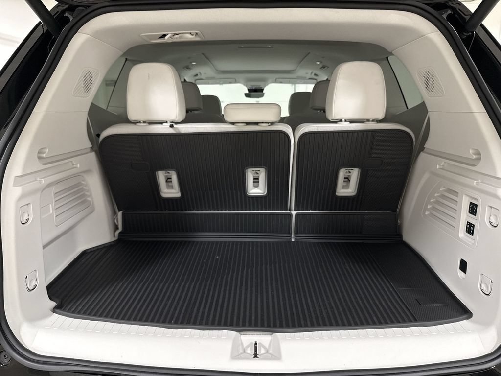 New 2026 Buick Enclave Avenir w/ Super Cruise Package AWD/4WD image 26