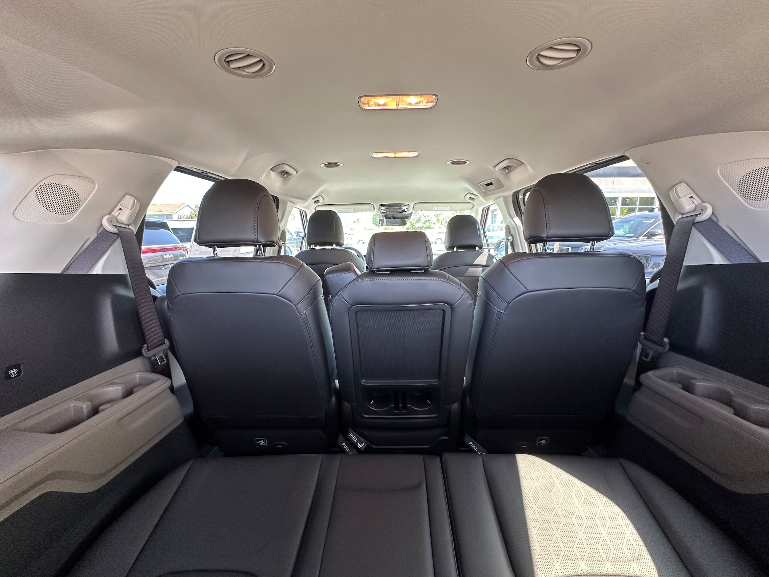 New 2027 Kia Carnival FWD image 12