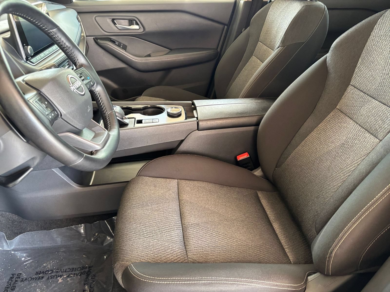Used 2025 Nissan Rogue SV AWD/4WD image 28