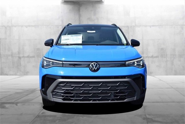 New 2025 Volkswagen Taos SE image 4
