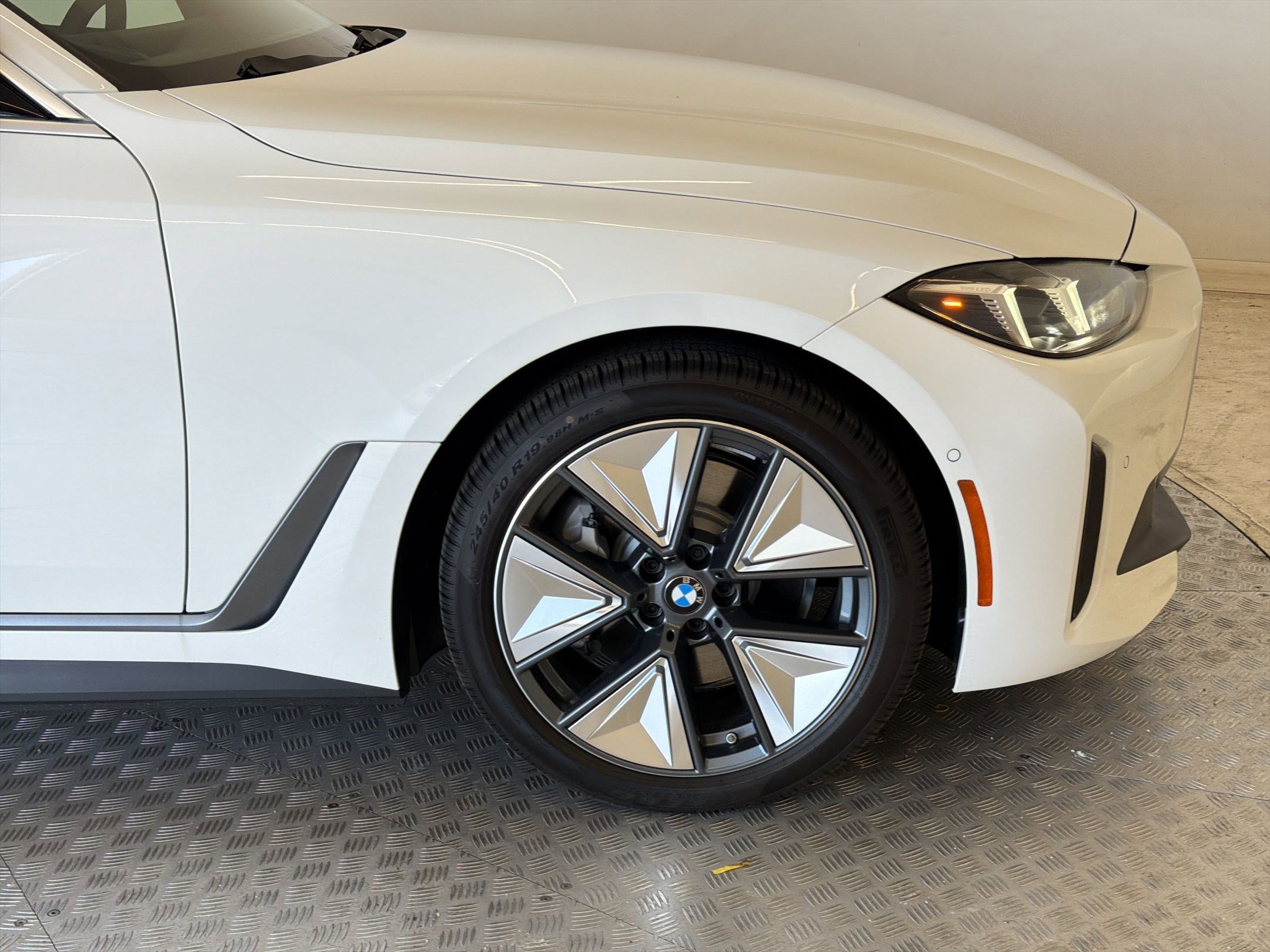 New 2026 BMW i4 xDrive40i w/ Premium Package AWD/4WD image 12