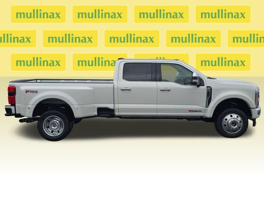 New 2026 Ford F450 Platinum w/ Platinum Plus Package AWD/4WD image 2