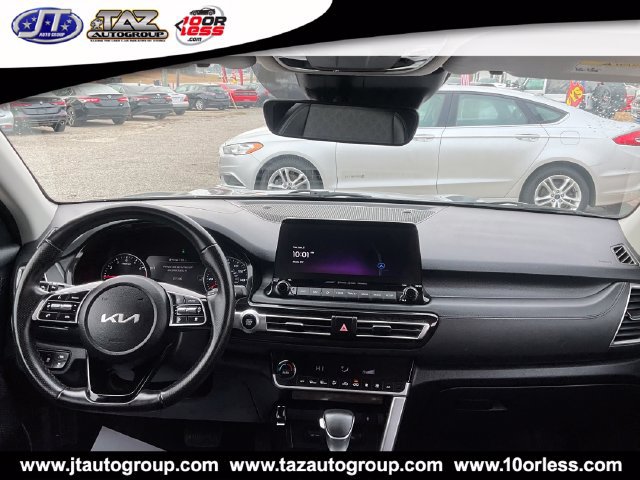 Used 2022 Kia Seltos SX AWD/4WD image 16