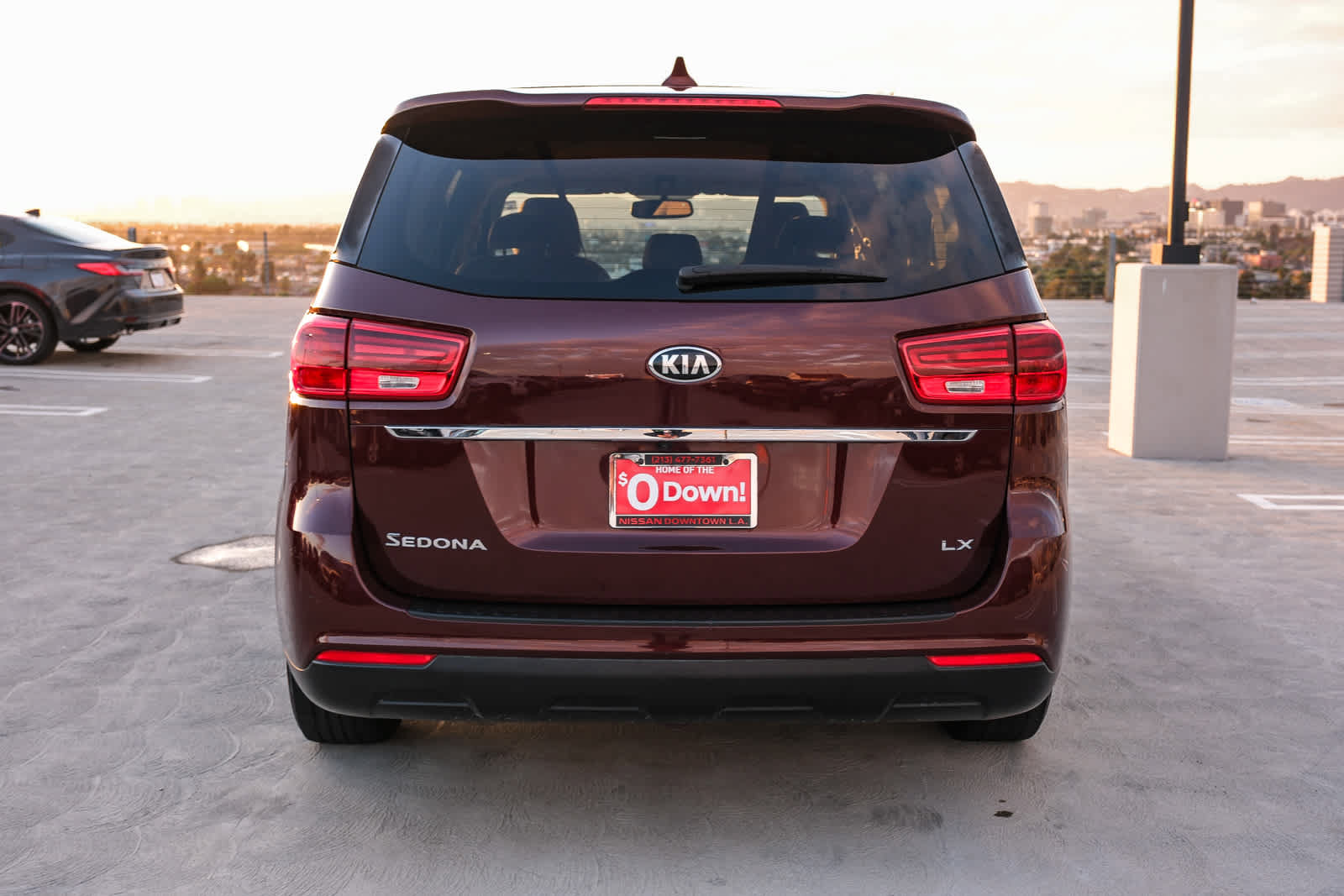 Used 2019 Kia Sedona LX FWD image 5