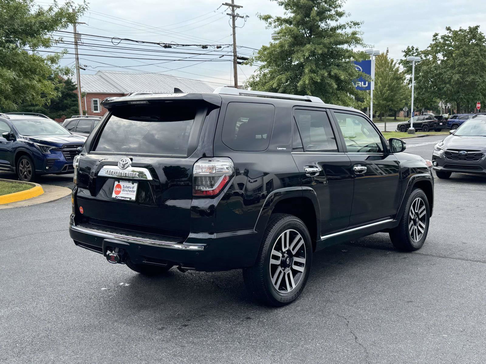 Used 2023 Toyota 4Runner Limited AWD/4WD image 2