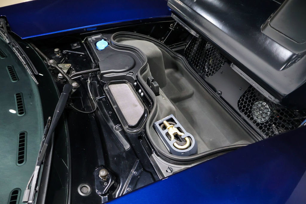 Used 2006 Ford GT RWD image 59
