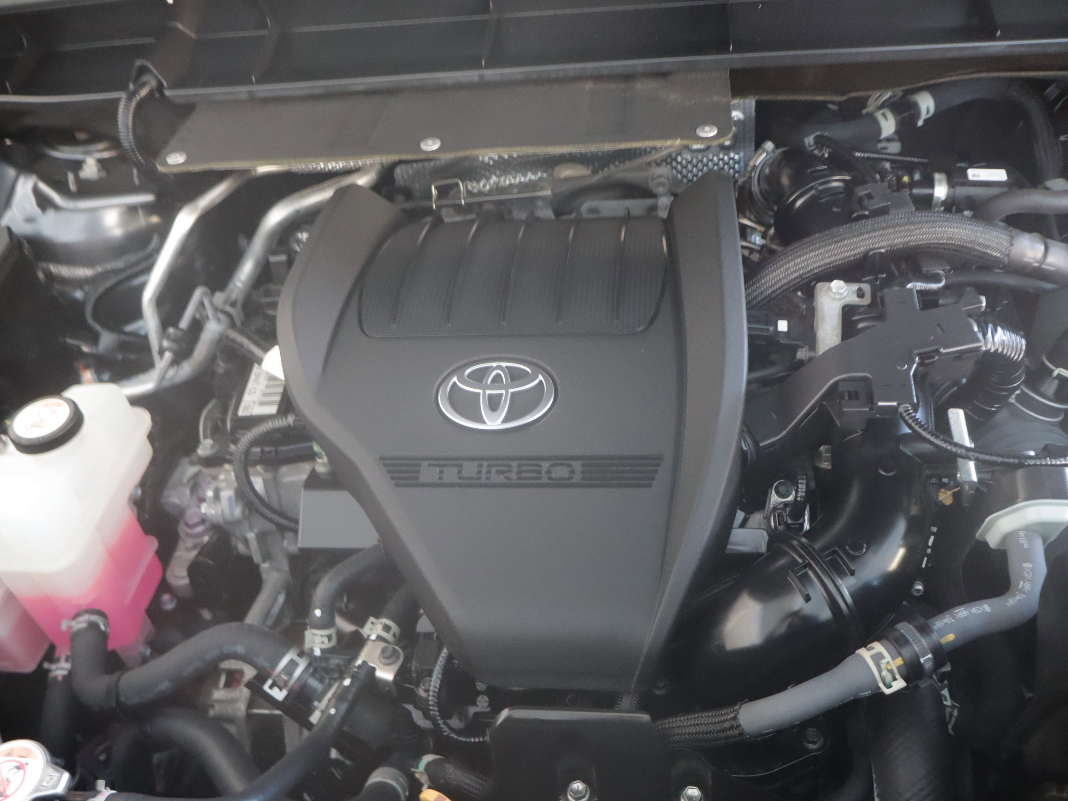 Used 2023 Toyota Highlander XLE image 22