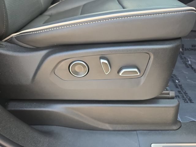 Certified 2024 Cadillac Escalade Sport w/ LPO, ONYX Package AWD/4WD image 42