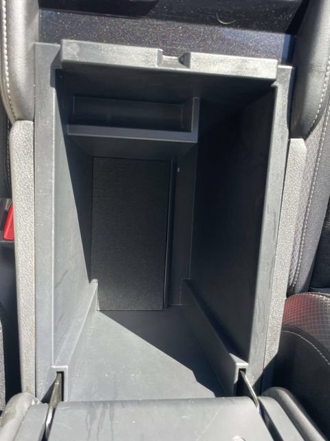 Used 2025 Nissan Pathfinder SV FWD image 38
