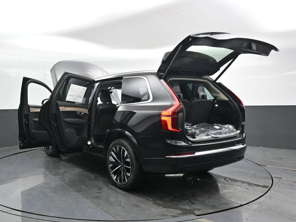 New 2026 Volvo XC90 B6 Plus w/ Protection Package Premier AWD/4WD image 49