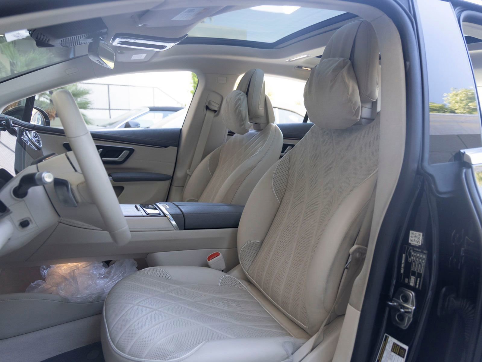 Used 2023 Mercedes-Benz EQS 580 4MATIC Sedan image 13