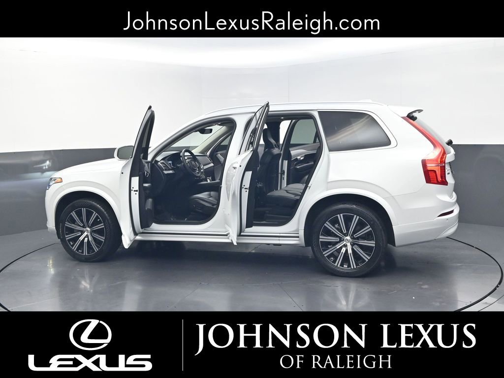 Used 2023 Volvo XC90 B5 Core w/ Protection Package Premier AWD/4WD image 38