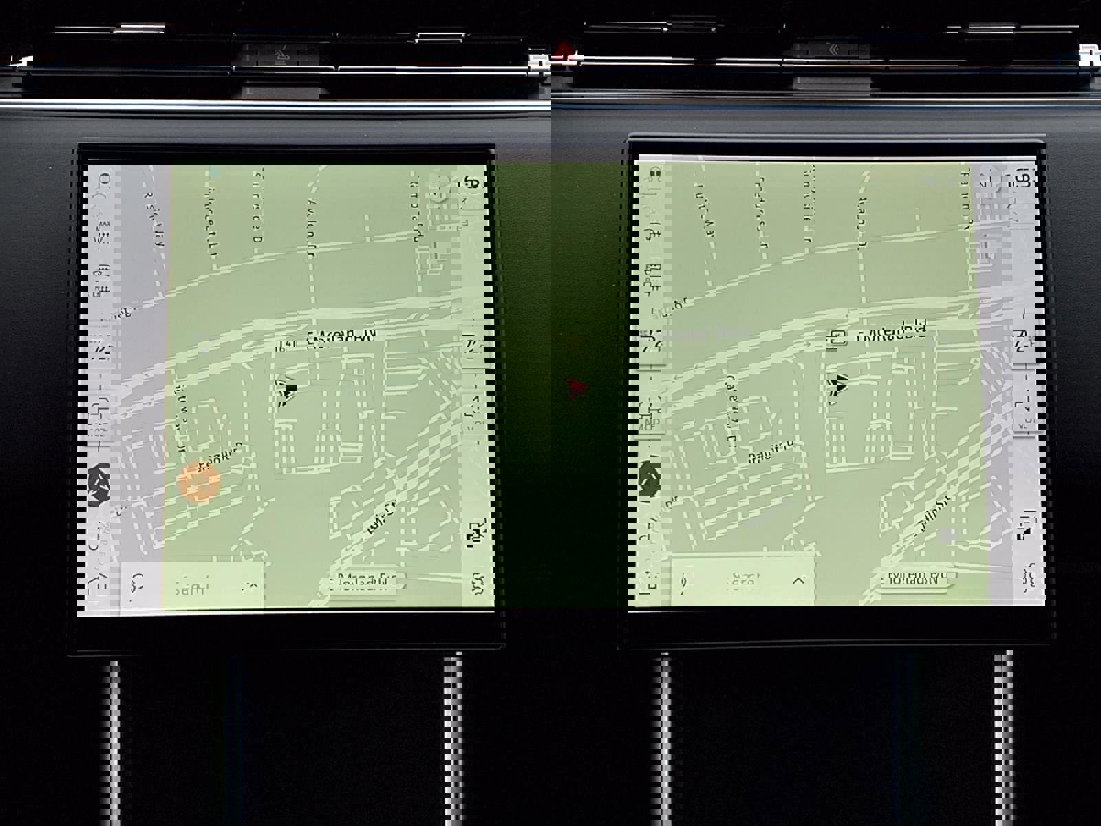 New 2026 Land Rover Range Rover Long Wheelbase SE image 18