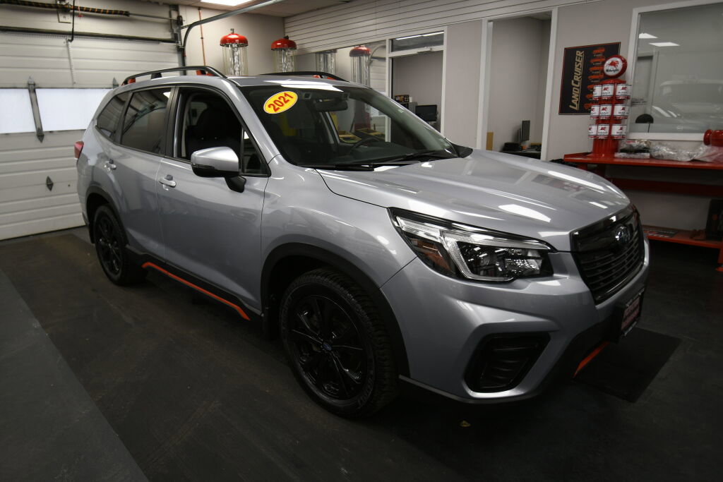 Used 2021 Subaru Forester Sport image 2