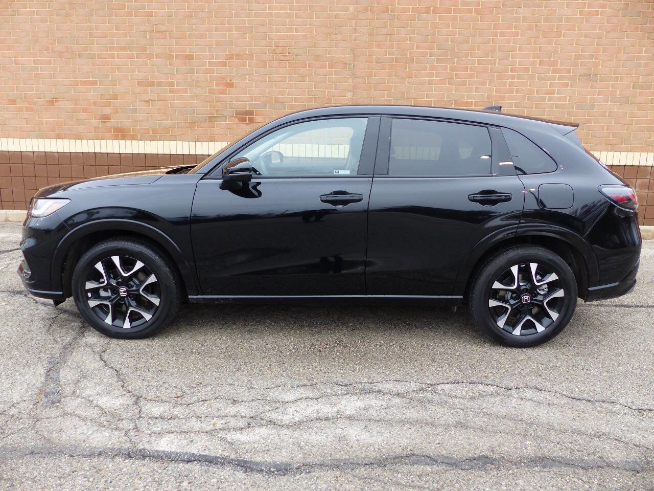 Used 2026 Honda HR-V EX-L image 7