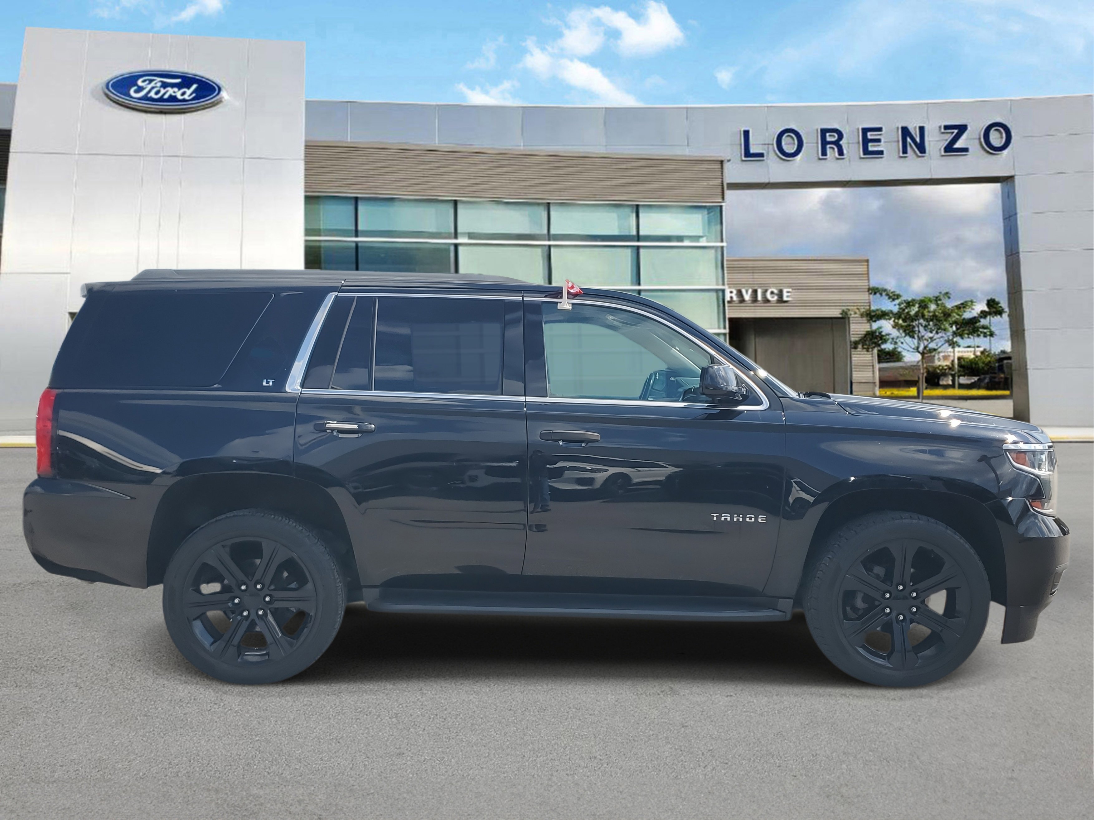 Used 2018 Chevrolet Tahoe LT AWD/4WD image 4
