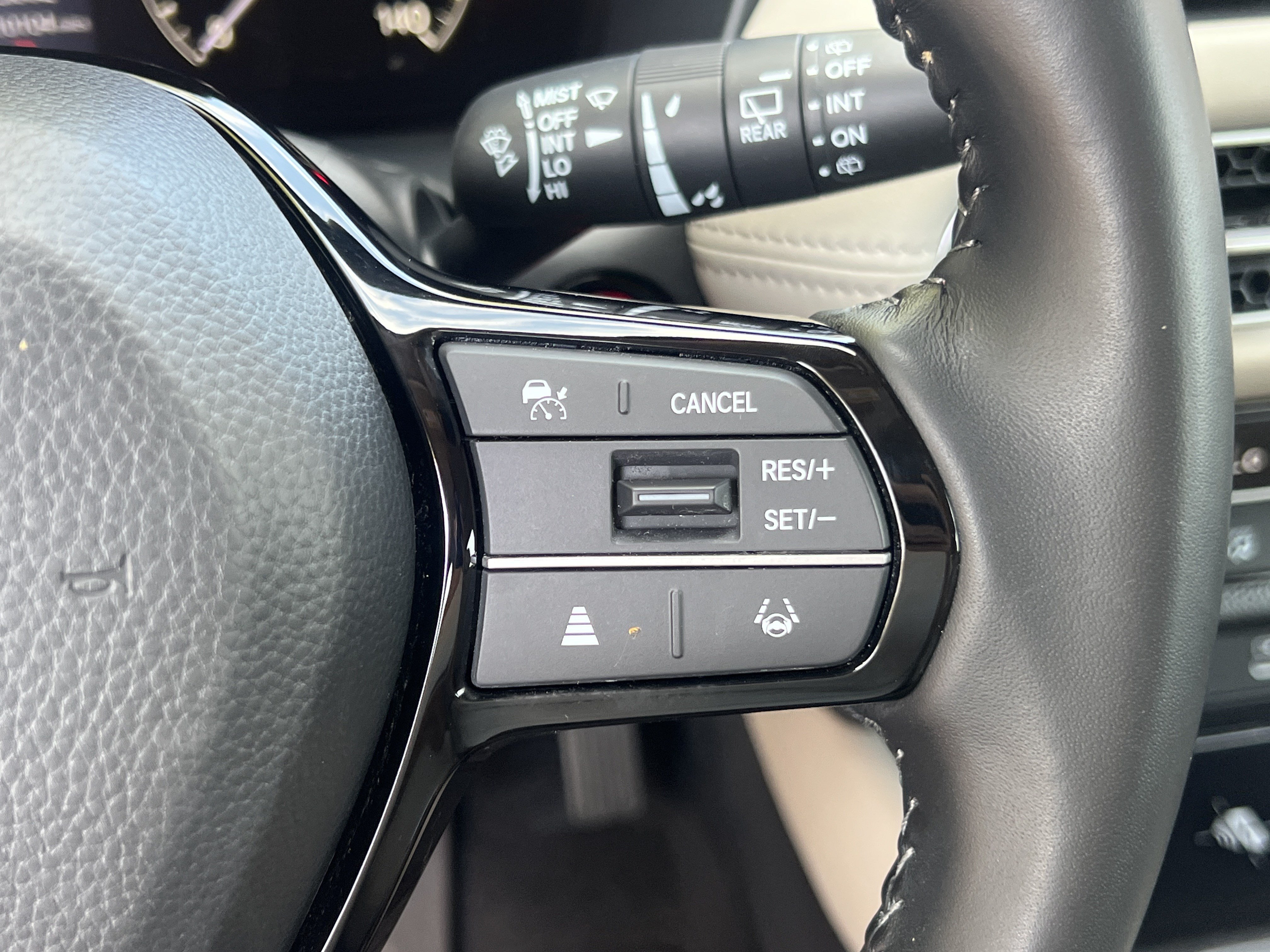 Used 2026 Honda HR-V EX-L image 25