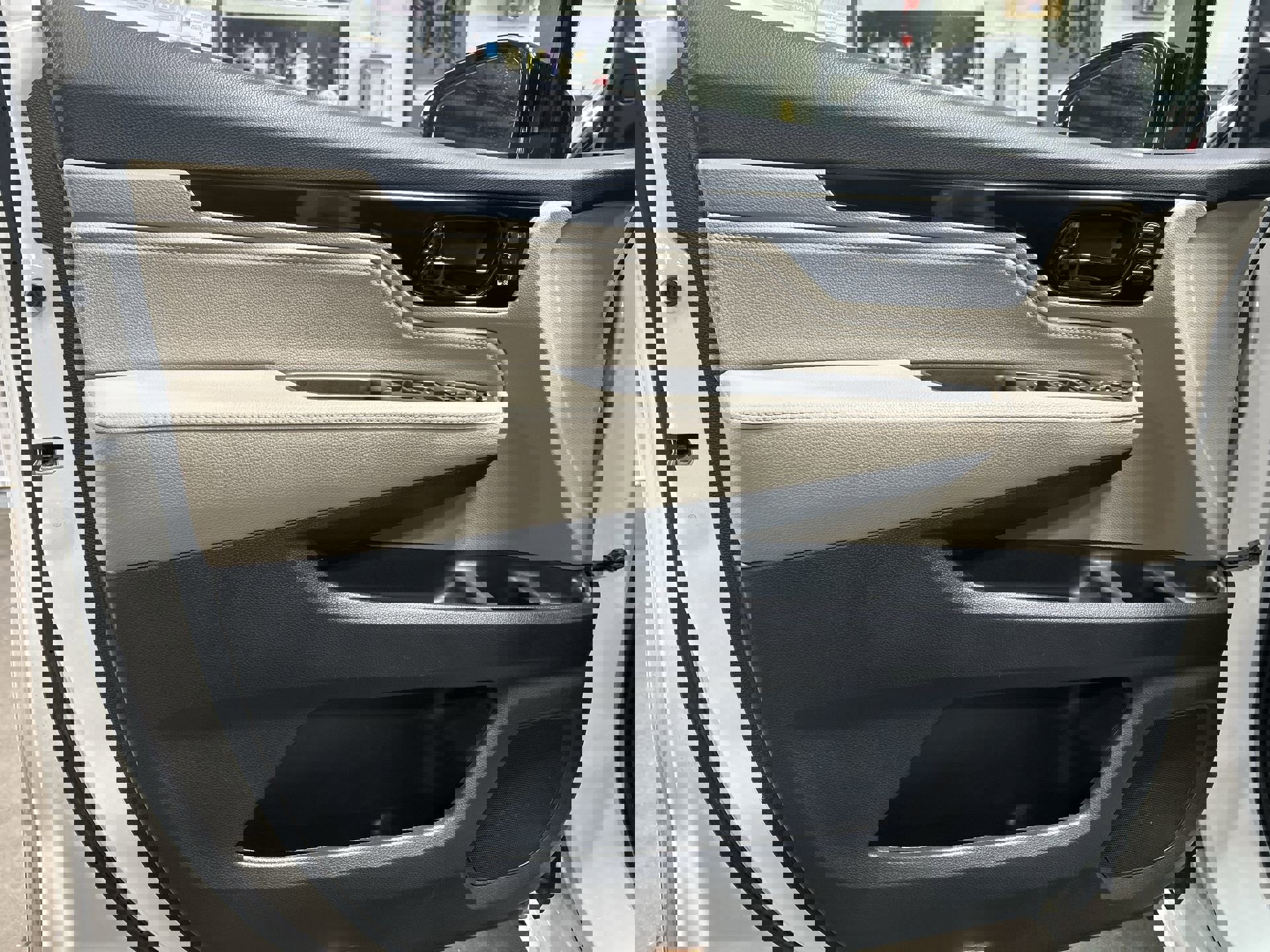 Used 2024 Honda Odyssey Elite image 24