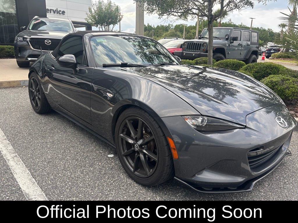 Used 2016 MAZDA MX-5 Miata Club RWD image 1