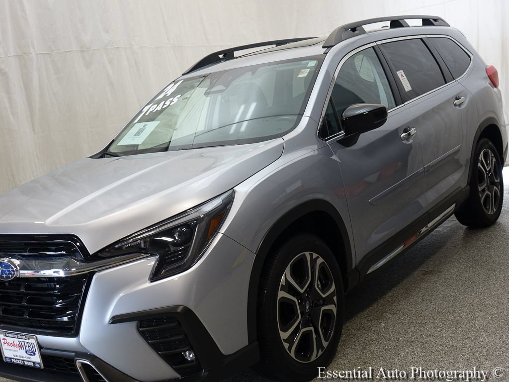 Used 2024 Subaru Ascent Touring AWD/4WD image 4