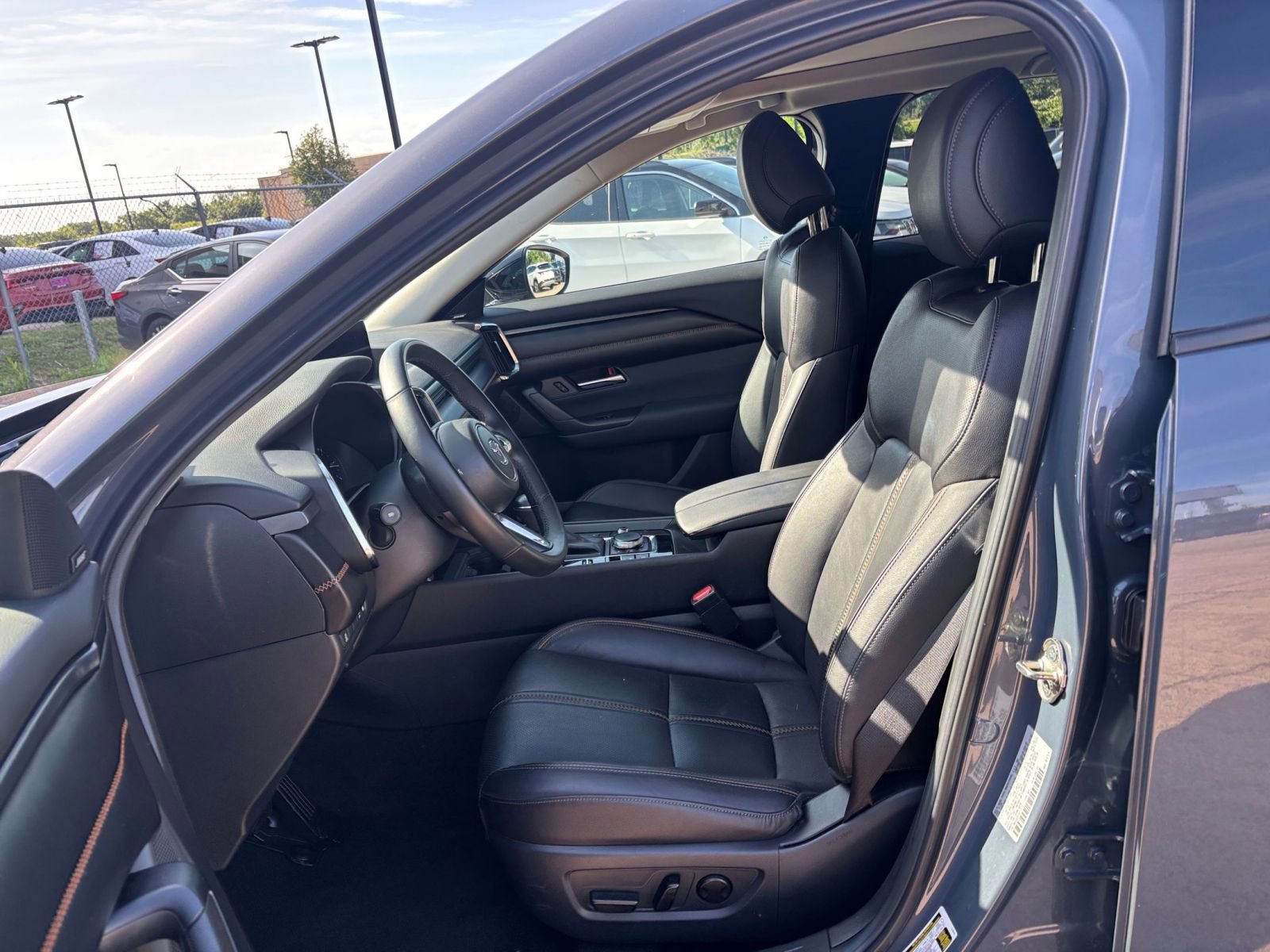 Used 2025 MAZDA CX-50 2.5 Hybrid w/ Premium Plus Pkg AWD/4WD image 27