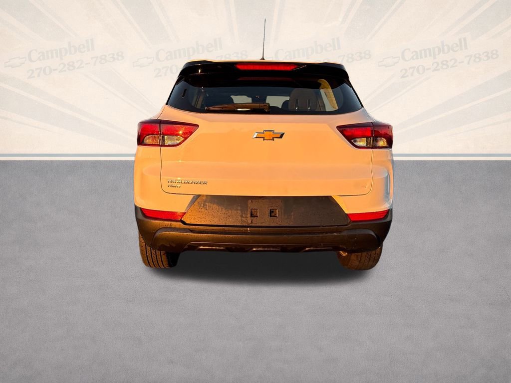 Used 2023 Chevrolet TrailBlazer LS image 4