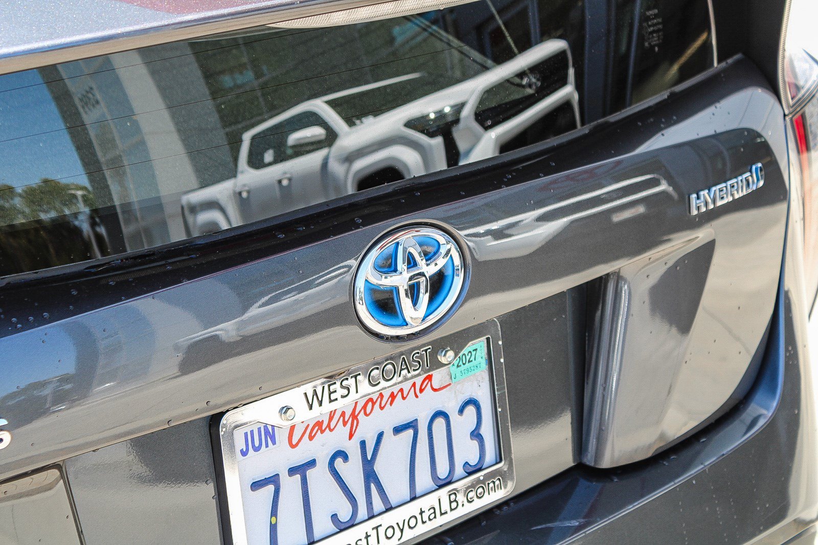 Certified 2016 Toyota Prius Two FWD image 11