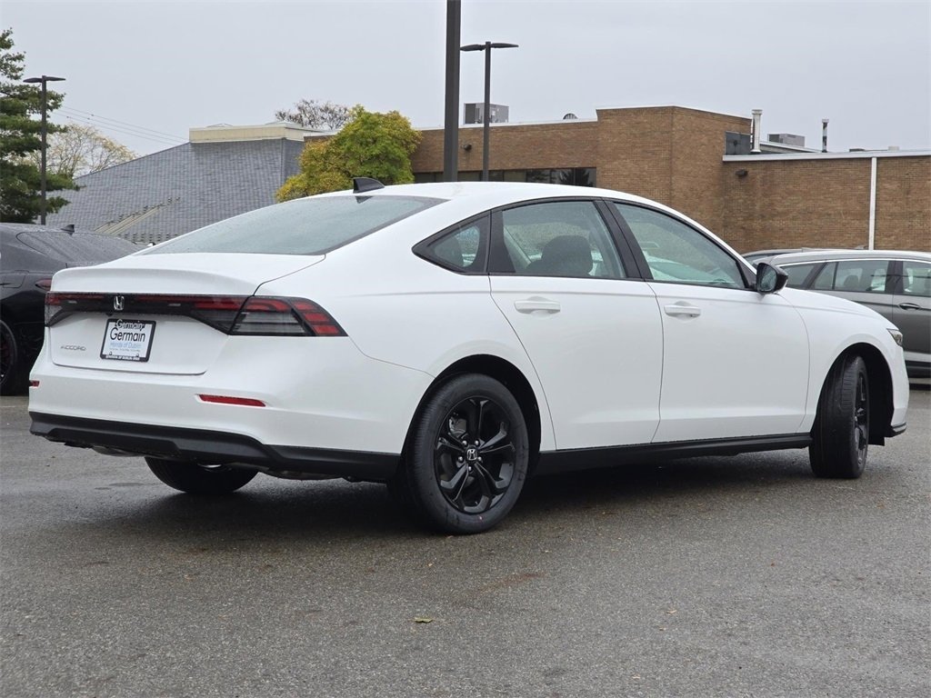 New 2025 Honda Accord SE image 17