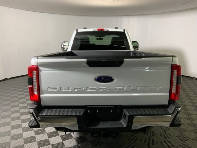 New 2025 Ford F350 XLT w/ 360-Degree Camera Package image 9