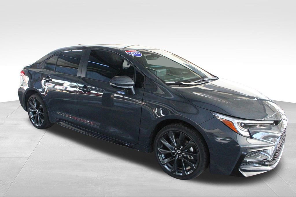 Certified 2026 Toyota Corolla SE w/ SE Package FWD image 19
