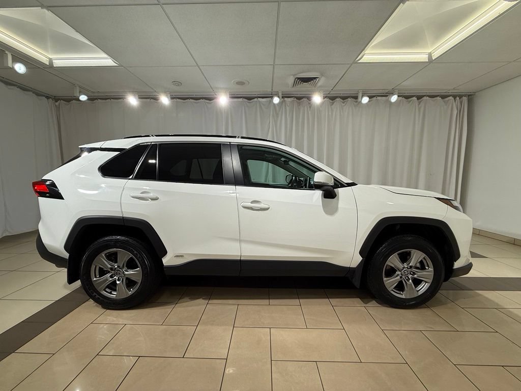 Certified 2024 Toyota RAV4 XLE w/ Convenience Package AWD/4WD image 6
