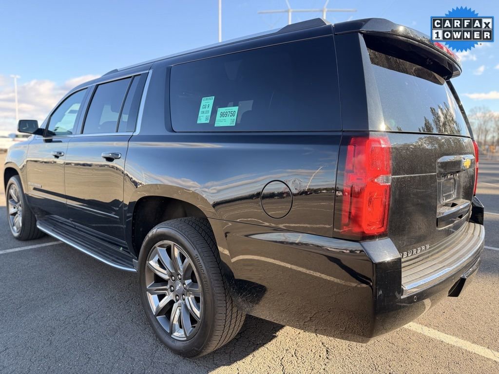 Used 2018 Chevrolet Suburban Premier image 2