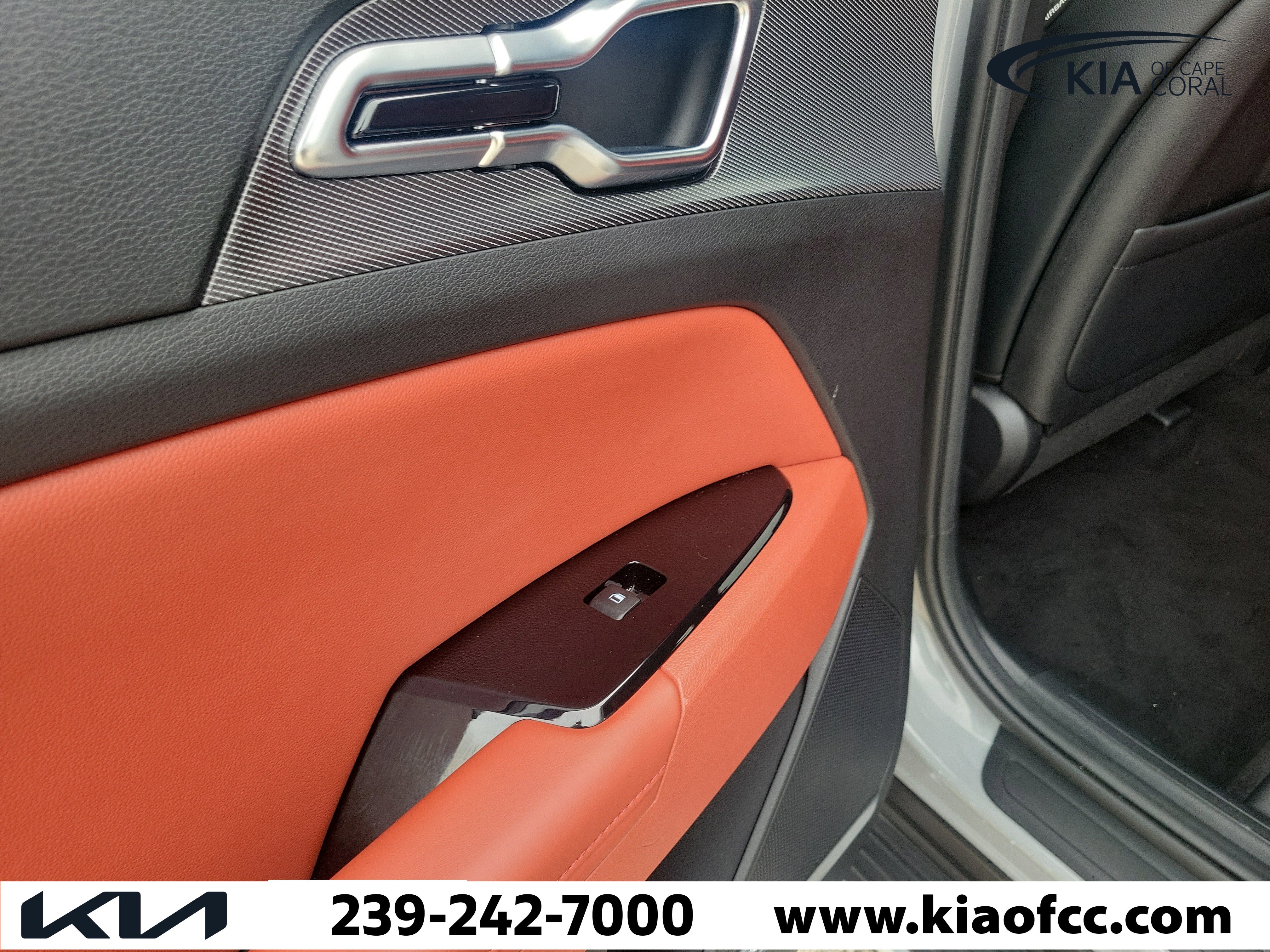 Certified 2024 Kia Sportage SX FWD image 13