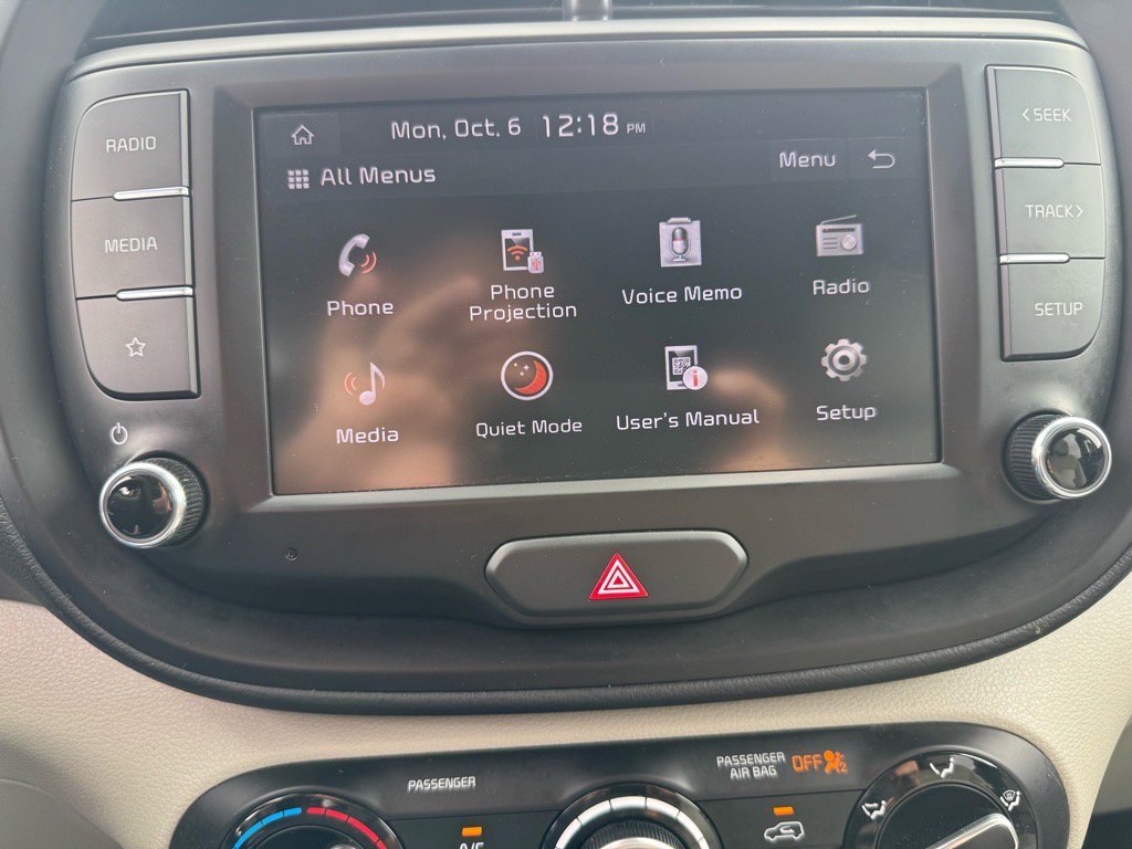 Used 2023 Kia Soul LX w/ LX Technology Package image 22