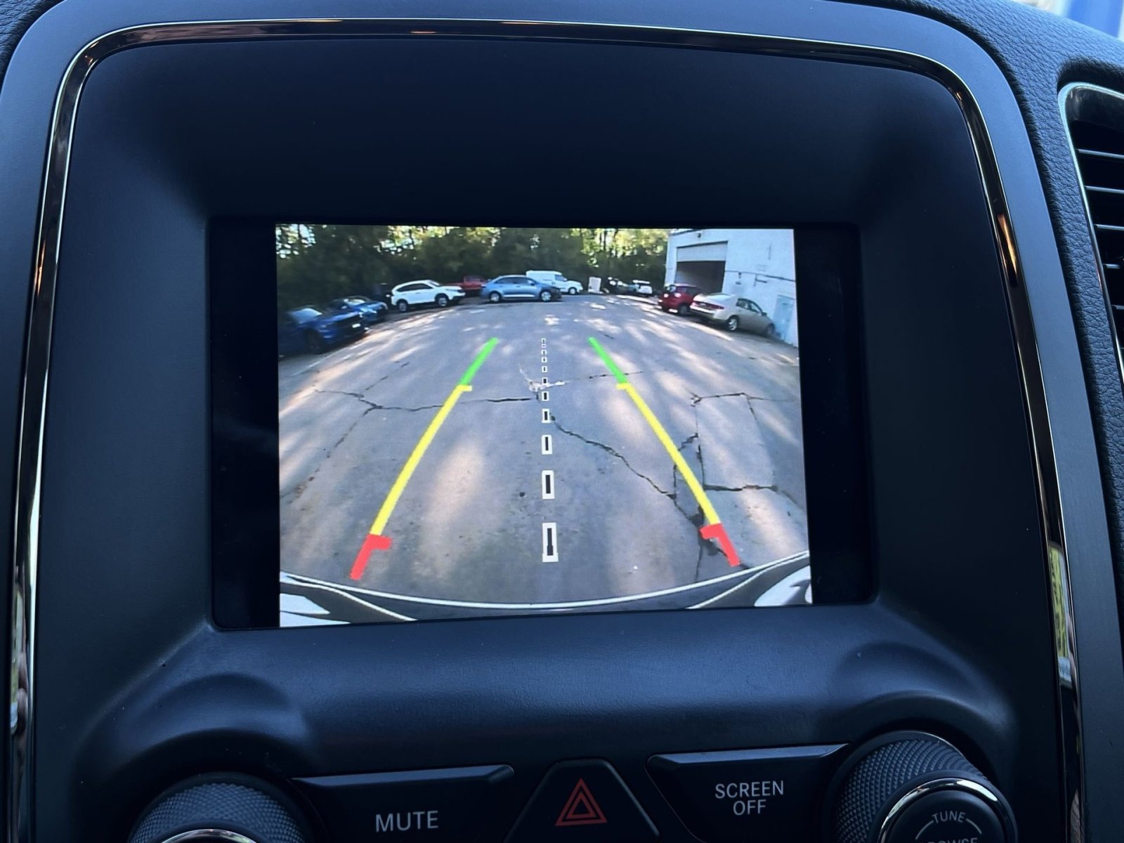 Used 2018 Dodge Durango GT AWD/4WD image 23