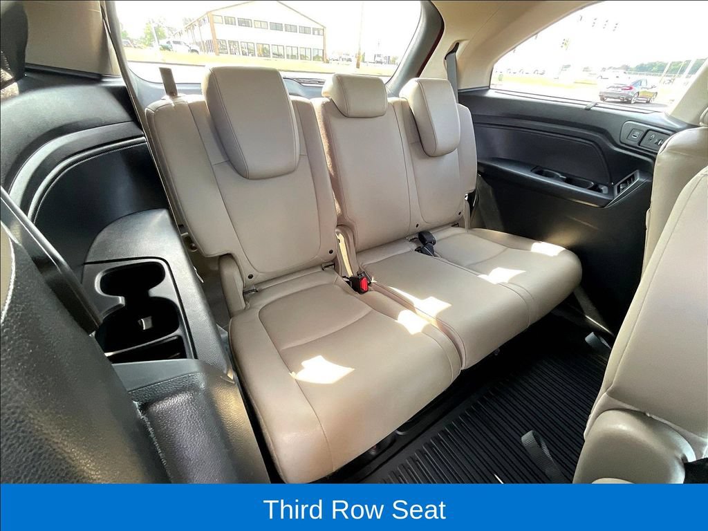 Certified 2022 Honda Odyssey Touring image 17
