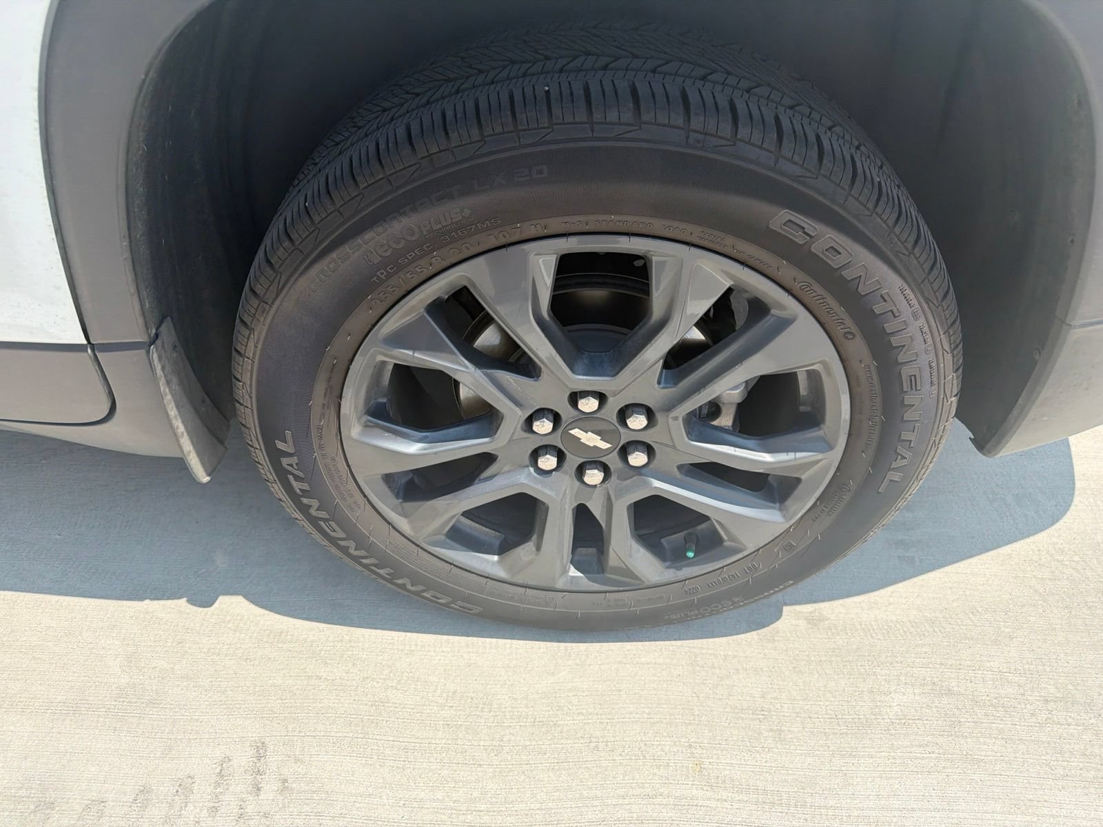 Used 2020 Chevrolet Traverse RS w/ LPO, Floor Liner Package FWD image 8