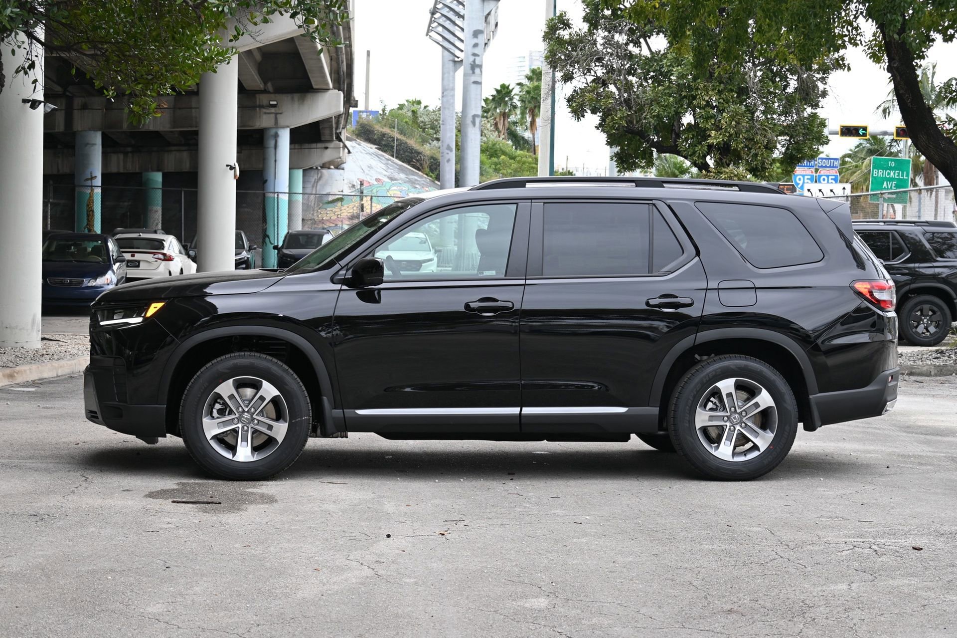 New 2026 Honda Pilot EX-L image 8