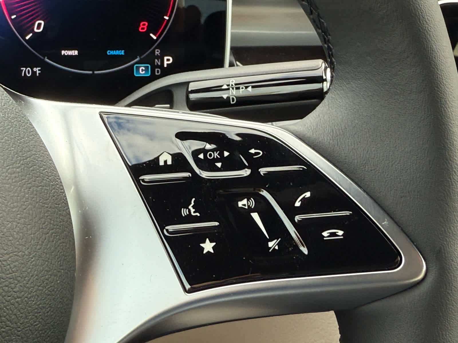 Used 2025 Mercedes-Benz C 300 4MATIC Sedan image 19