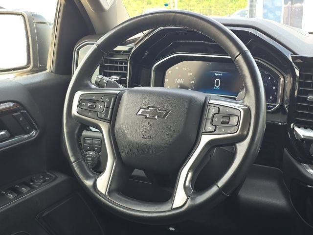 Used 2023 Chevrolet Silverado 1500 RST AWD/4WD image 34