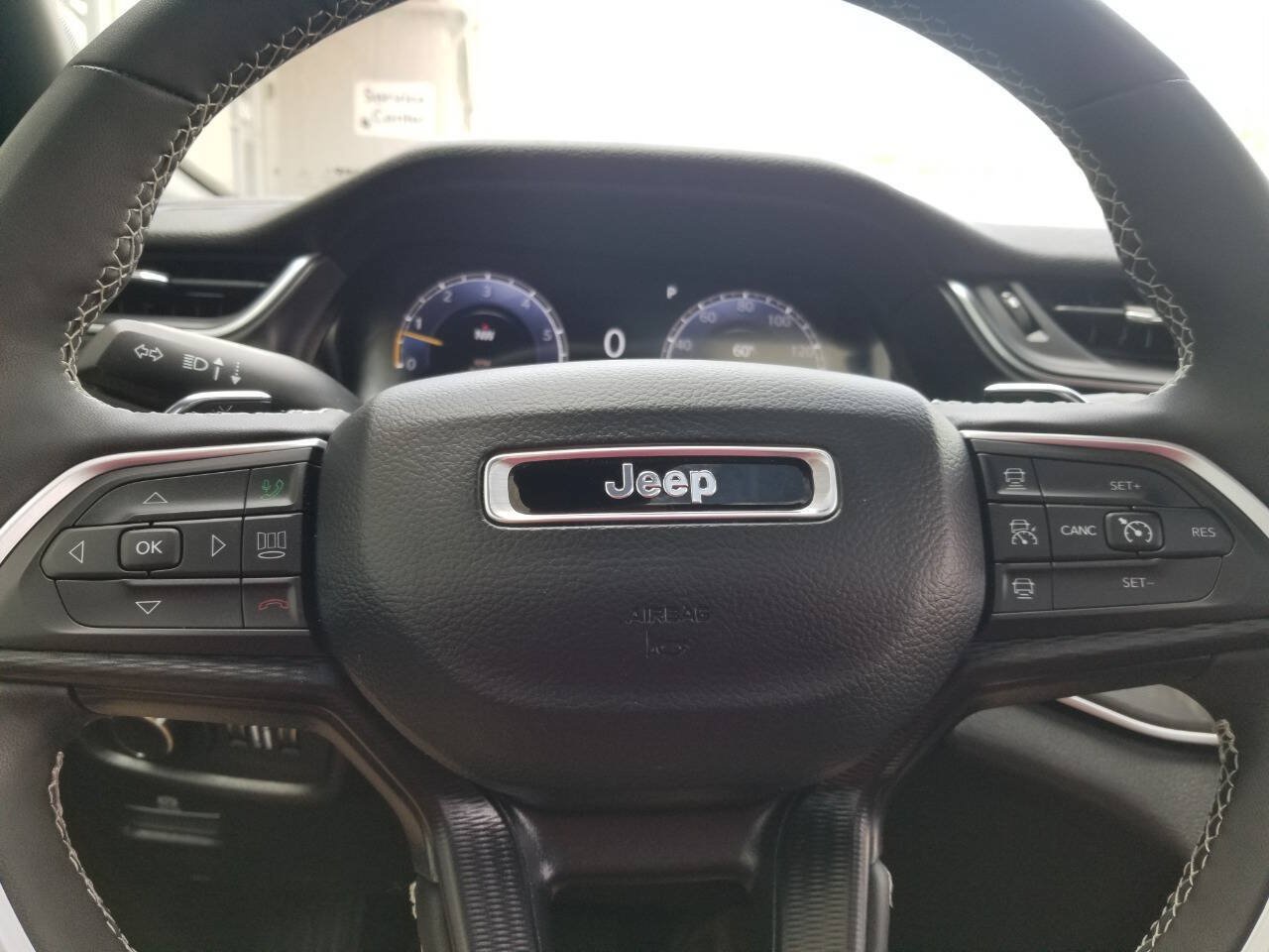 Certified 2024 Jeep Grand Cherokee L Altitude AWD/4WD image 34