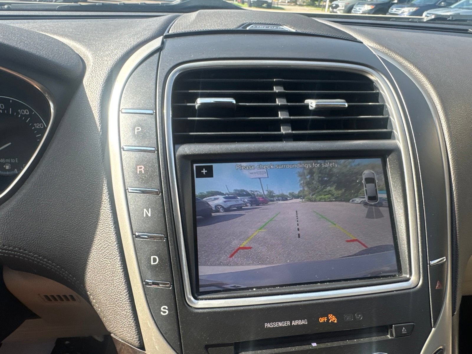 Used 2018 Lincoln MKX Reserve w/ Lincoln MKX Climate Package FWD image 23