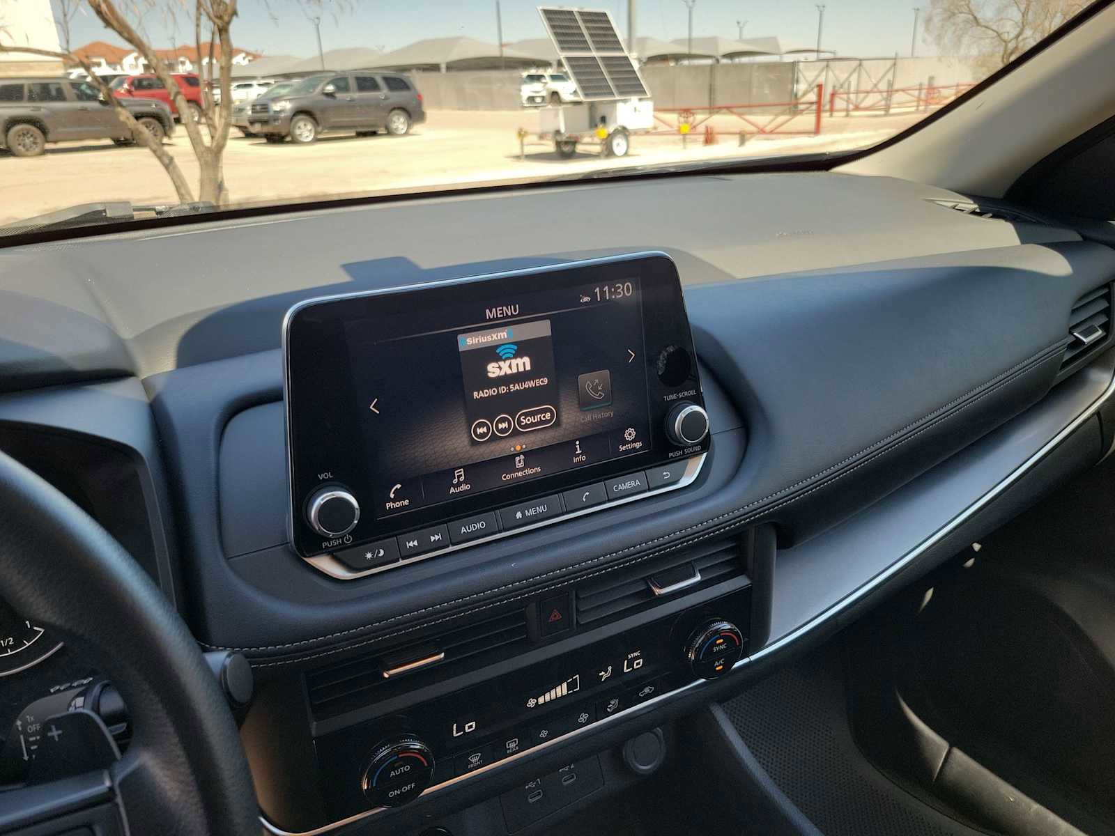 Used 2024 Nissan Rogue SV image 16