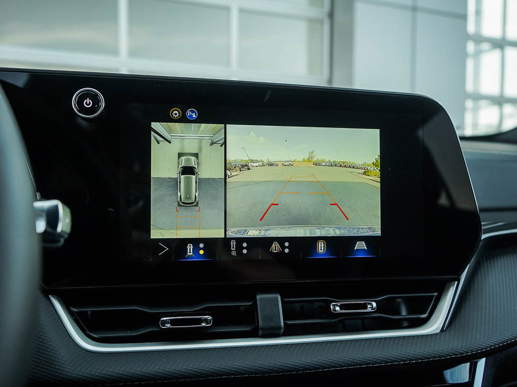 New 2026 Chevrolet Equinox LT w/ Convenience Package II image 25