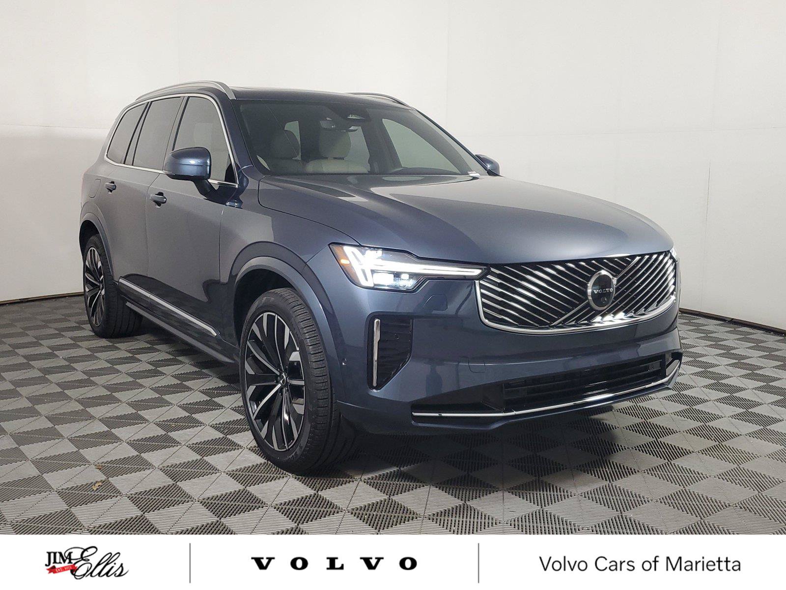 Certified 2026 Volvo XC90 B6 Plus w/ Protection Package Premier AWD/4WD image 1