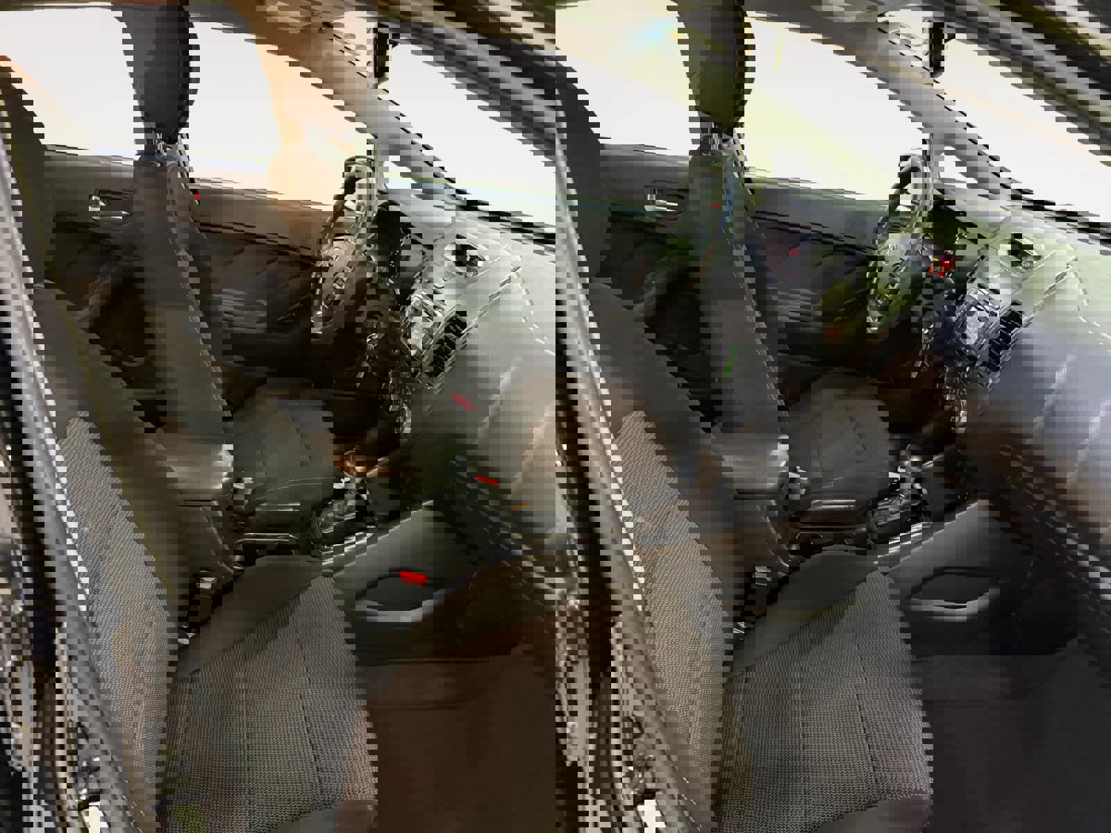 Used 2018 Kia Forte LX w/ LX Rear Camera Package image 19