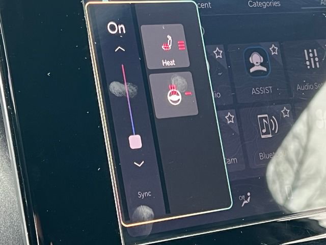 Used 2023 Jeep Grand Cherokee Altitude image 25